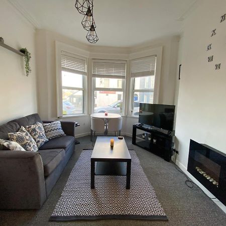 Cheap & Cheerful Apartment Near Bangor Marina Exteriör bild