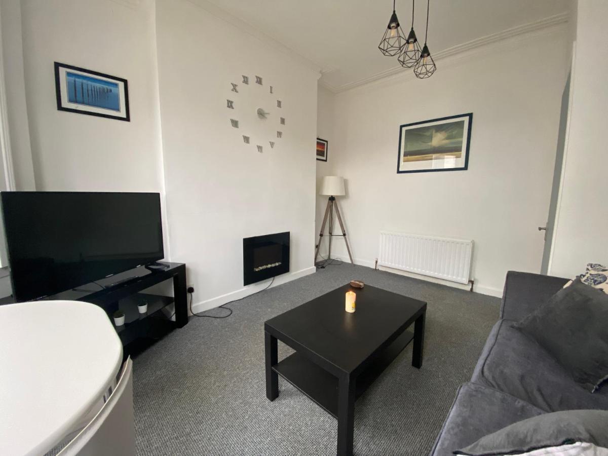 Cheap & Cheerful Apartment Near Bangor Marina Exteriör bild