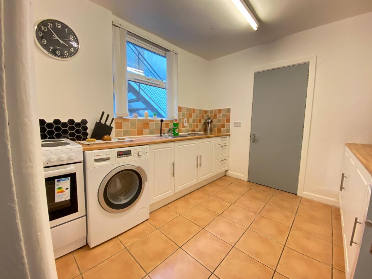 Cheap & Cheerful Apartment Near Bangor Marina Exteriör bild