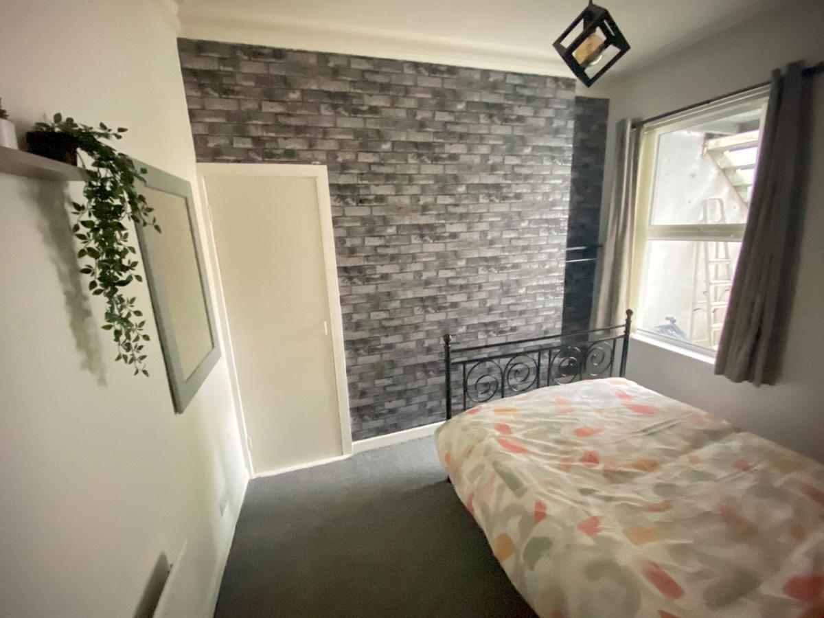 Cheap & Cheerful Apartment Near Bangor Marina Exteriör bild